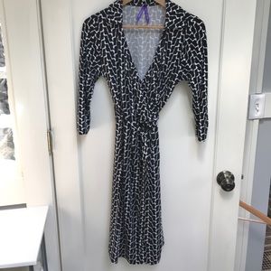 Seraphine maternity wrap dress, black/white print